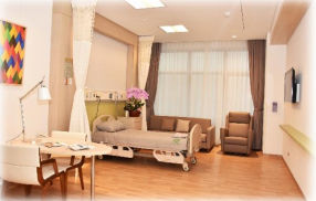 bariatric bed.webp